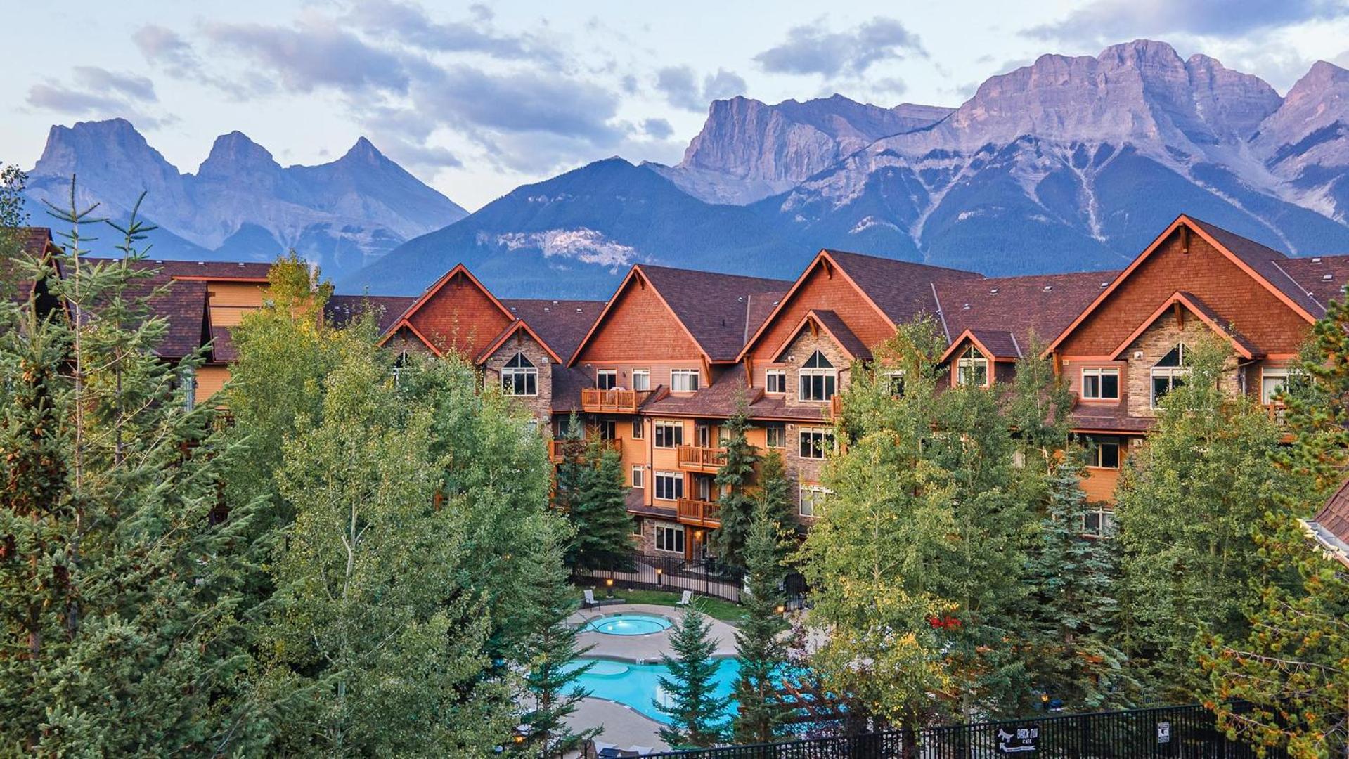 Stoneridge Mountain 4* Canmore